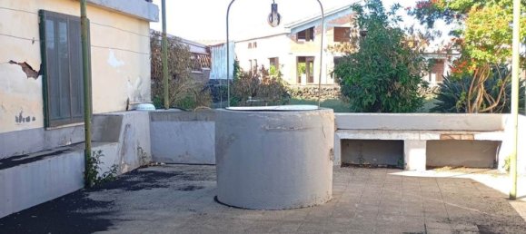 5 bedrooms House in Acireale, Italy No. 342057 2