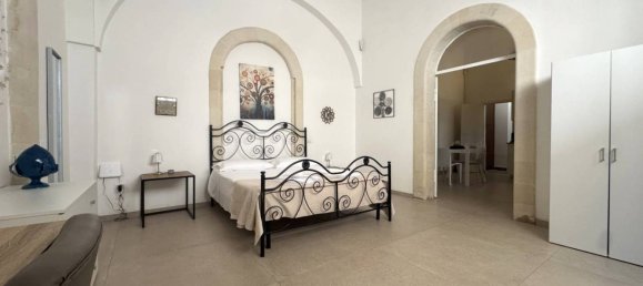 1 bedroom Apartment in Lecce, Italy No. 288333 5