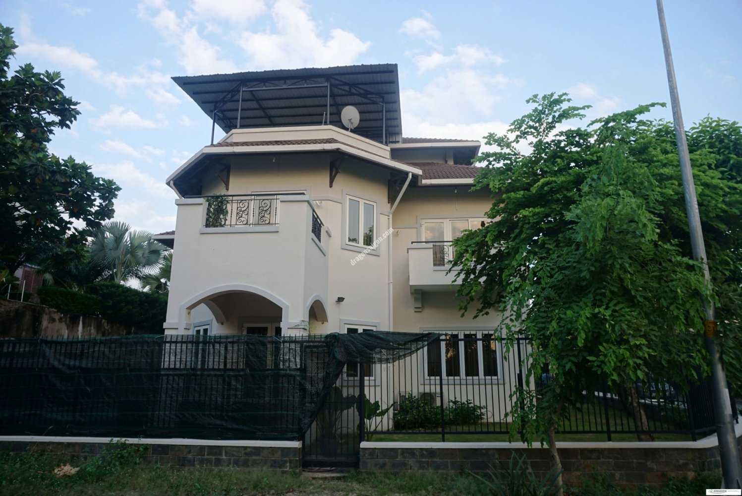 Casa em Thu Duc, Vietnam 540 m² N.º 10545