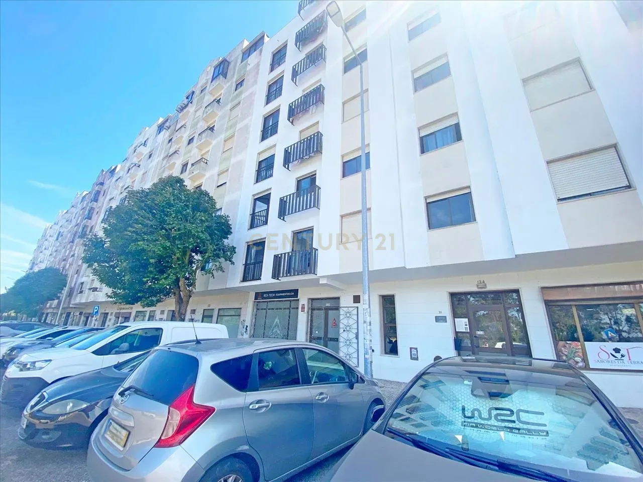 2 bedrooms Apartment in Rio de Mouro, Portugal No. 329832