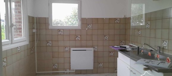 2 bedrooms House in Plomion, France No. 211046 3