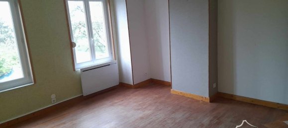 2 bedrooms House in Plomion, France No. 211046 6