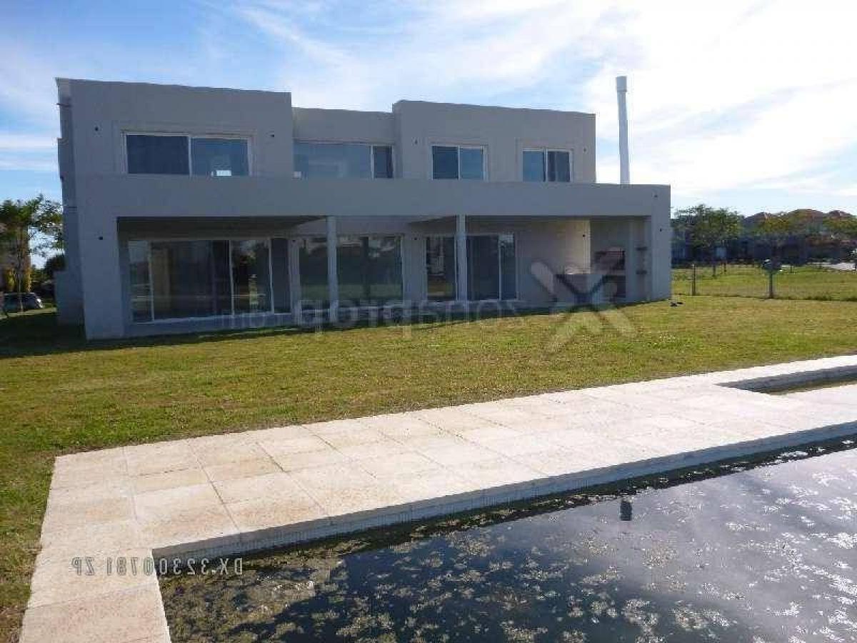 Casa T4 em Tigre, Argentina N.º 17902