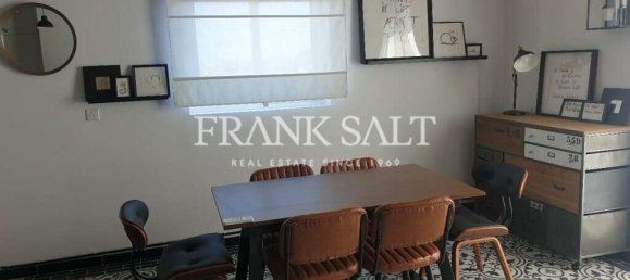 Квартира с 2 спальнями в Та-Шбиш, Мальта № 10073 10