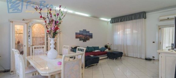 5 bedrooms Villa in Pioltello, Italy No. 266775 5