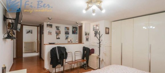 5 bedrooms Villa in Pioltello, Italy No. 266775 11