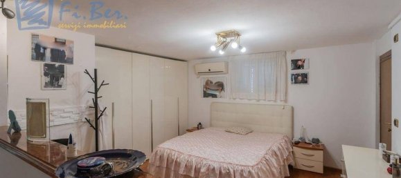 5 bedrooms Villa in Pioltello, Italy No. 266775 12