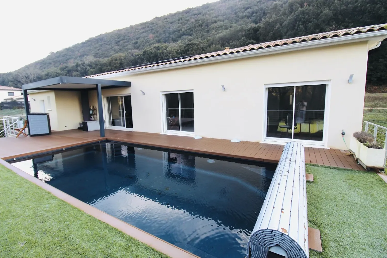 3 bedrooms Villa in Bedarieux, France No. 350007