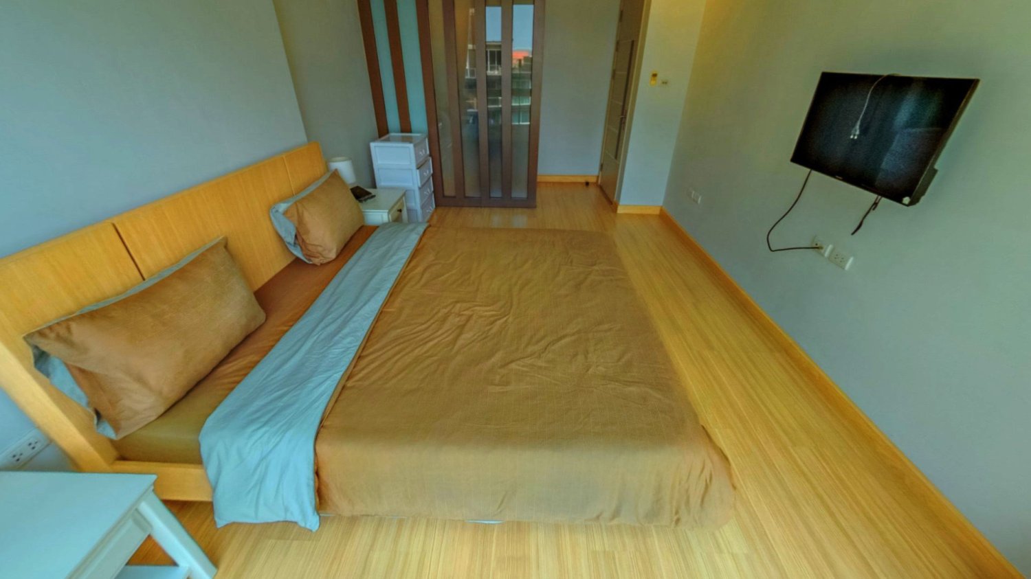 Apartamento com 1 quarto em condomínio em Apus Pattaya, Thailand N.º 28843