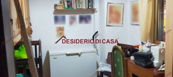 3 rooms Apartment in Palermo, Italy No. 158052 5