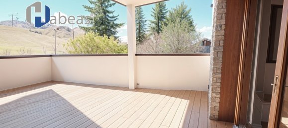 Квартира с 3 спальнями в Юэ, Франция № 297415 3