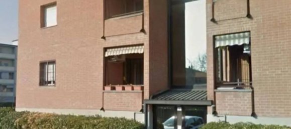 3 rooms Apartment in Campogalliano, Italy No. 177415 3