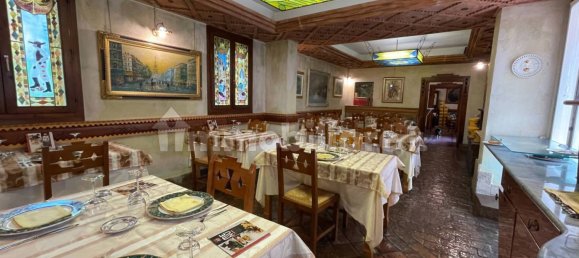 5 rooms Building in Rovigo, Italy No. 353526 6