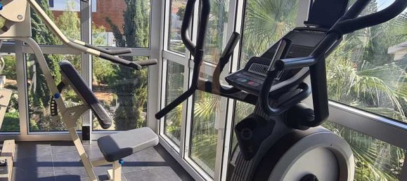 4 Schlafzimmer Villa in Agios Tychonas, Cyprus, Nr. 13791 3