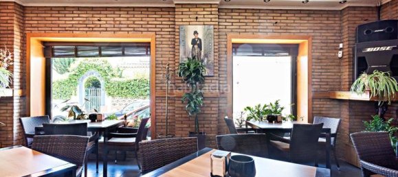 130m² Commercial property in Roquetas de Mar, Spain No. 76084 12