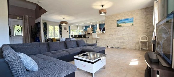 4 bedrooms House in Seine-Maritime, France No. 354611 6