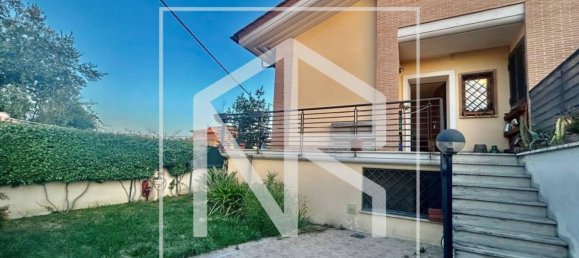 3 bedrooms Villa in Rome, Italy No. 344361 21