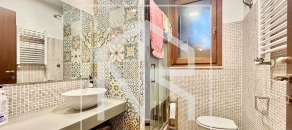 3 bedrooms Villa in Rome, Italy No. 344361 16