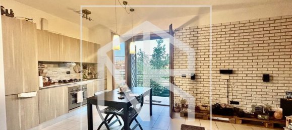 3 bedrooms Villa in Rome, Italy No. 344361 2