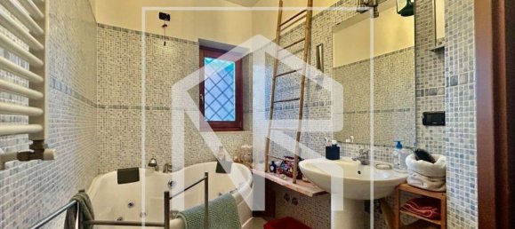 3 bedrooms Villa in Rome, Italy No. 344361 7