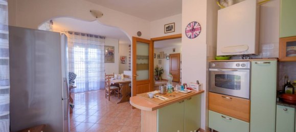 4 bedrooms Villa in Rimini, Italy No. 213150 13