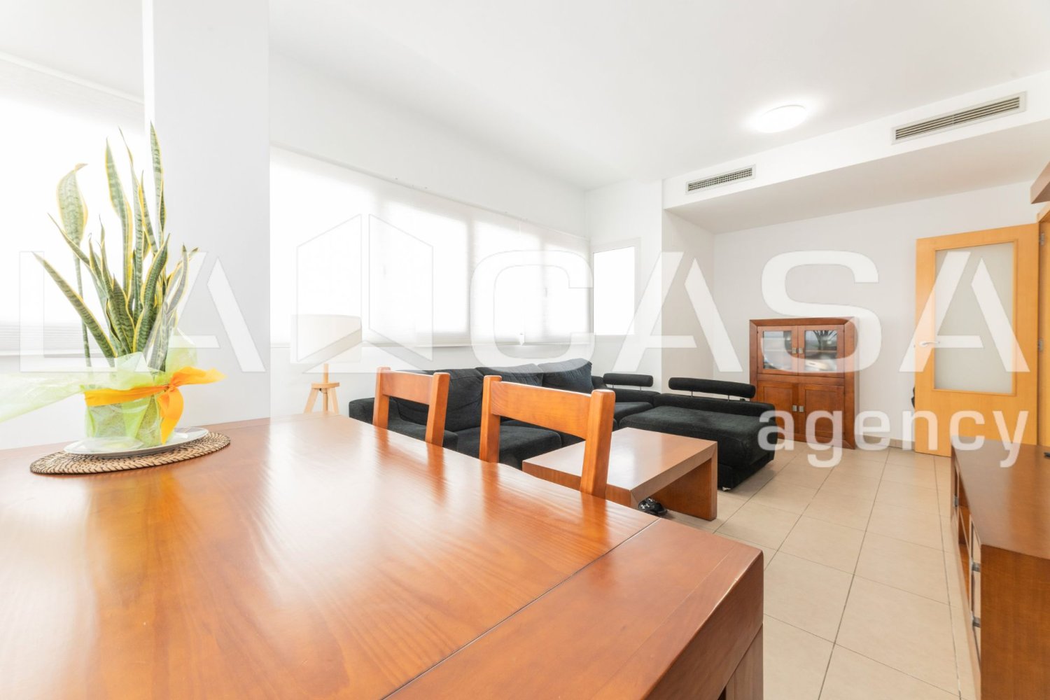 2 bedrooms Apartment in Burjassot, Spain No. 235907