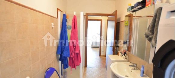 Edificio de 5 habitaciónes en San Colombano al Lambro, Italy No. 9680 34