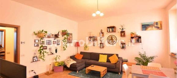 Edificio de 5 habitaciónes en San Colombano al Lambro, Italy No. 9680 9