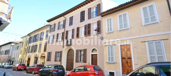 Edificio de 5 habitaciónes en San Colombano al Lambro, Italy No. 9680 60