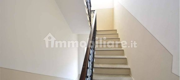 Edificio de 5 habitaciónes en San Colombano al Lambro, Italy No. 9680 92