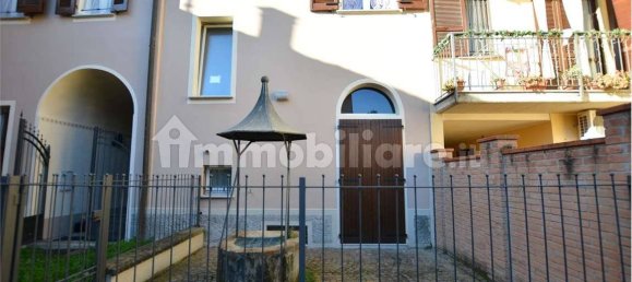 Edificio de 5 habitaciónes en San Colombano al Lambro, Italy No. 9680 75