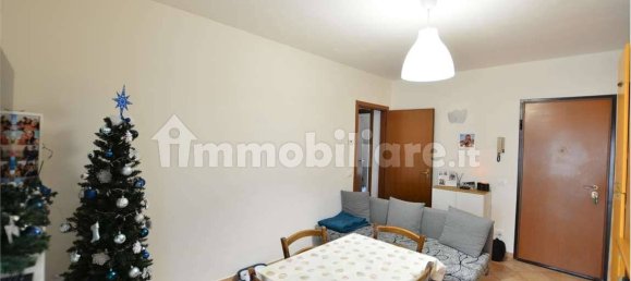 Edificio de 5 habitaciónes en San Colombano al Lambro, Italy No. 9680 57