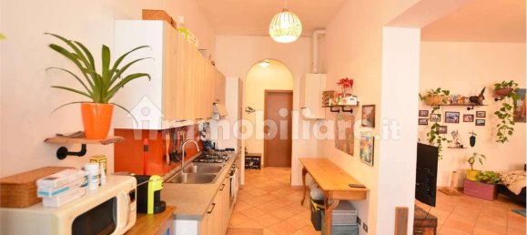 Edificio de 5 habitaciónes en San Colombano al Lambro, Italy No. 9680 7