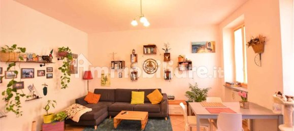 Edificio de 5 habitaciónes en San Colombano al Lambro, Italy No. 9680 8