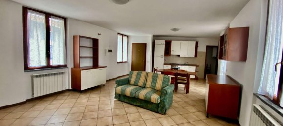 3 rooms Apartment in Bosisio Parini, Italy No. 173717 16