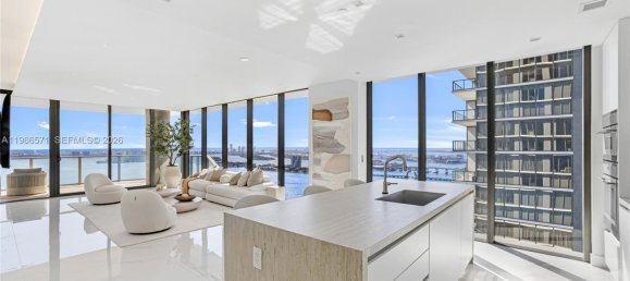 4 غرف نوم عقار تجاري في Miami, الولايات المتحدة رقم 614431 19