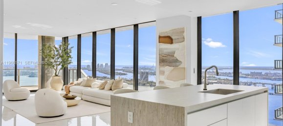 4 غرف نوم عقار تجاري في Miami, الولايات المتحدة رقم 614431 18