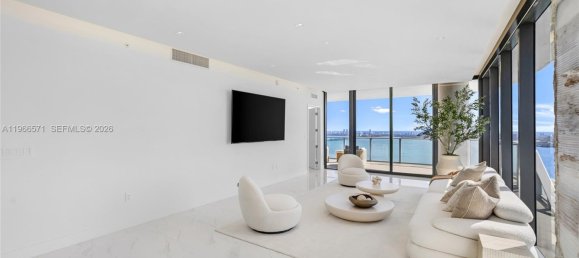 4 غرف نوم عقار تجاري في Miami, الولايات المتحدة رقم 614431 10