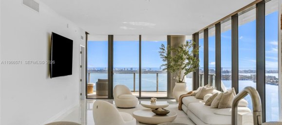 4 غرف نوم عقار تجاري في Miami, الولايات المتحدة رقم 614431 24