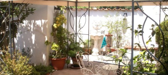 5 bedrooms Villa in Messina, Italy No. 377873 2