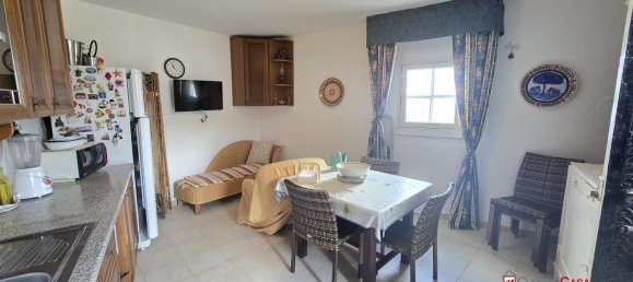 5 bedrooms Villa in Messina, Italy No. 377873 24