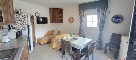 5 bedrooms Villa in Messina, Italy No. 377873 11