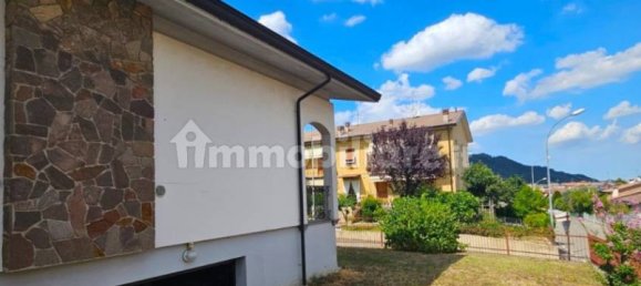 3 غرف نوم فيلا في Lugagnano Val d'Arda, Italy رقم 287183 27