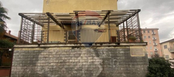 4 bedrooms House in Pavia, Italy No. 166233 4