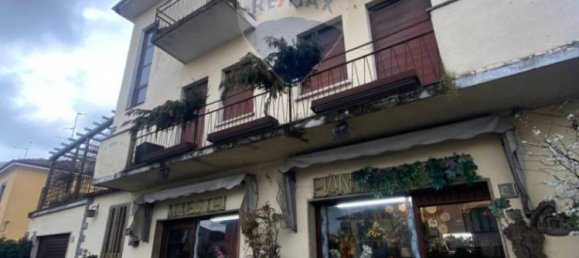 4 bedrooms House in Pavia, Italy No. 166233 2