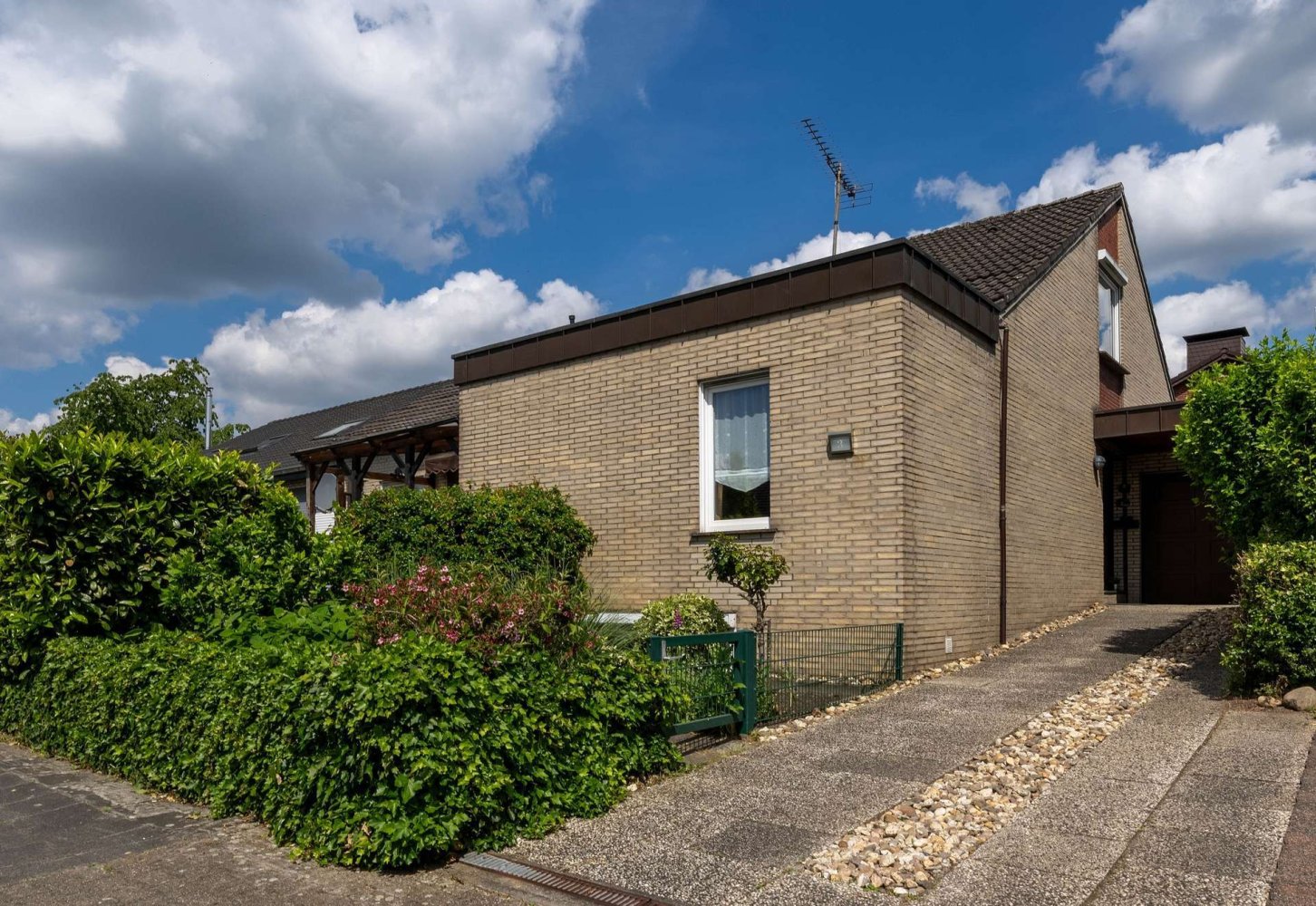 Adosado de 3 dormitorios en Unna, Germany No. 279984