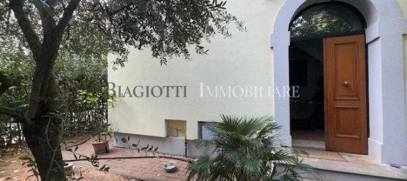 5 rooms Villa in Livorno, Italy No. 66108 5