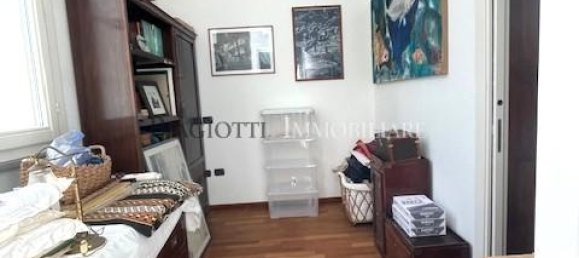 5 rooms Villa in Livorno, Italy No. 66108 36
