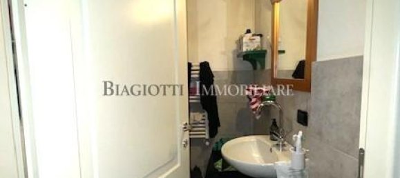 5 rooms Villa in Livorno, Italy No. 66108 11