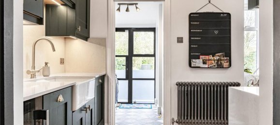 5 bedrooms House in Barnet, United Kingdom No. 6465 16